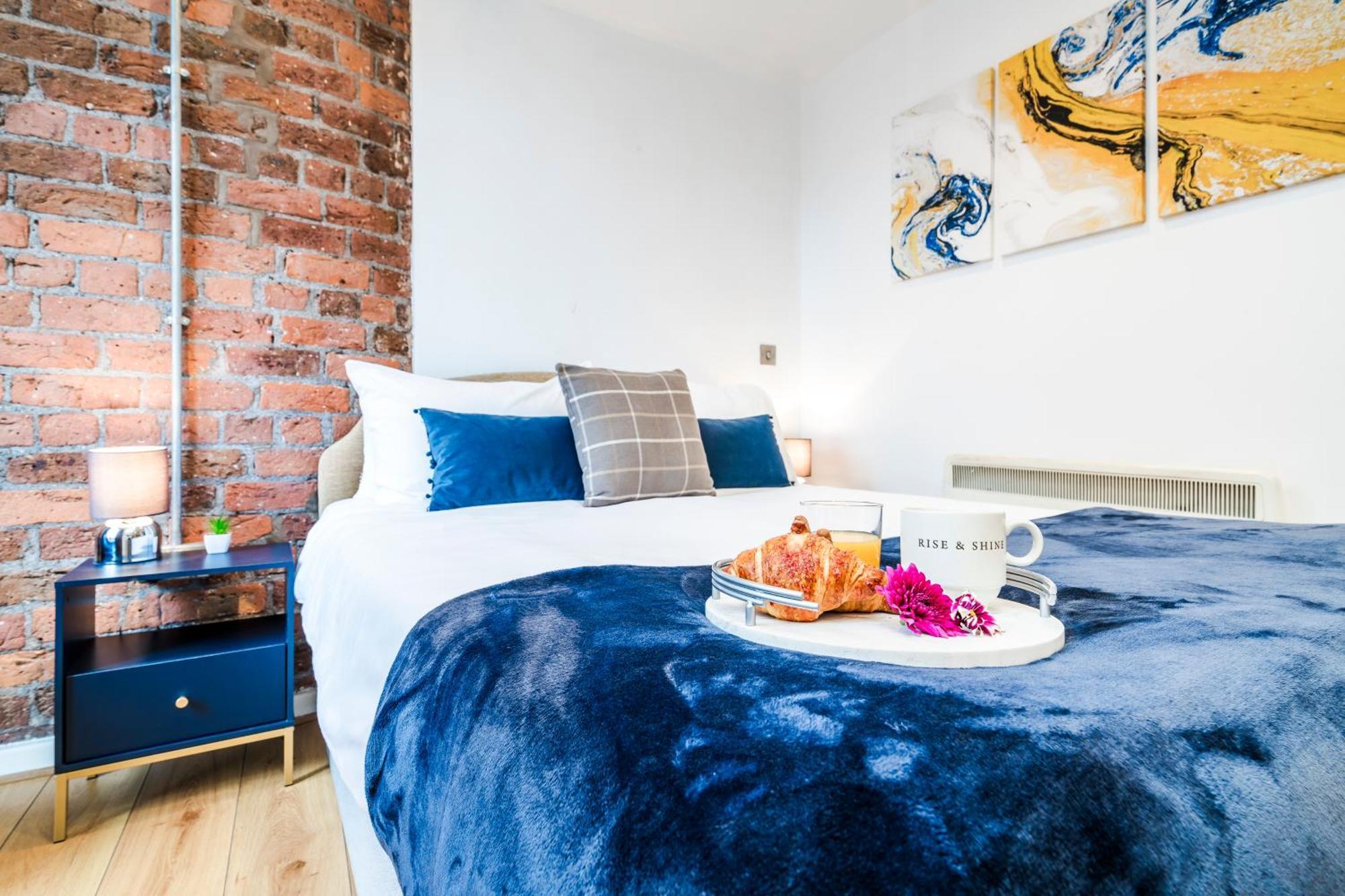 Cavern Quarters, Beautiful Two Bedroom City Centre Apartment By Garudy Serviced Apartments And Short Lets - Perfect For Longer Stays Λίβερπουλ Εξωτερικό φωτογραφία