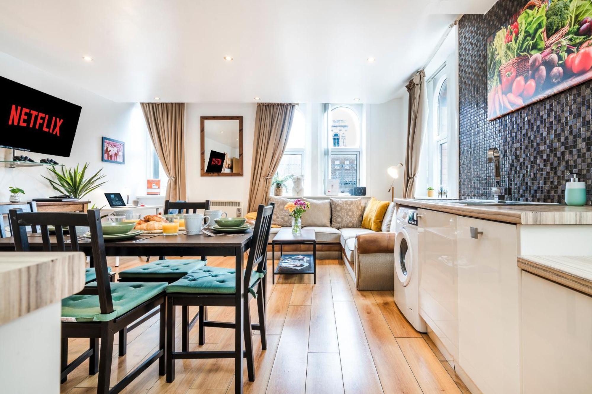 Cavern Quarters, Beautiful Two Bedroom City Centre Apartment By Garudy Serviced Apartments And Short Lets - Perfect For Longer Stays Λίβερπουλ Εξωτερικό φωτογραφία