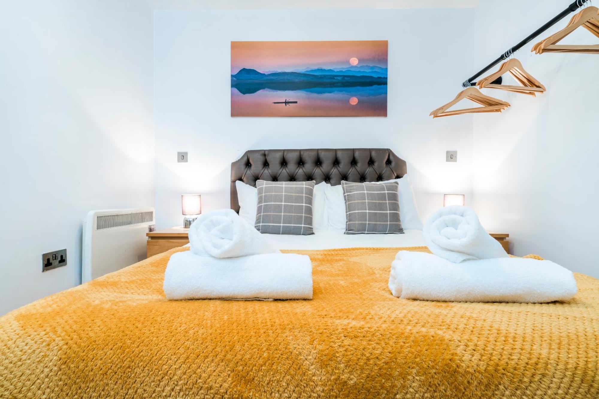 Cavern Quarters, Beautiful Two Bedroom City Centre Apartment By Garudy Serviced Apartments And Short Lets - Perfect For Longer Stays Λίβερπουλ Εξωτερικό φωτογραφία