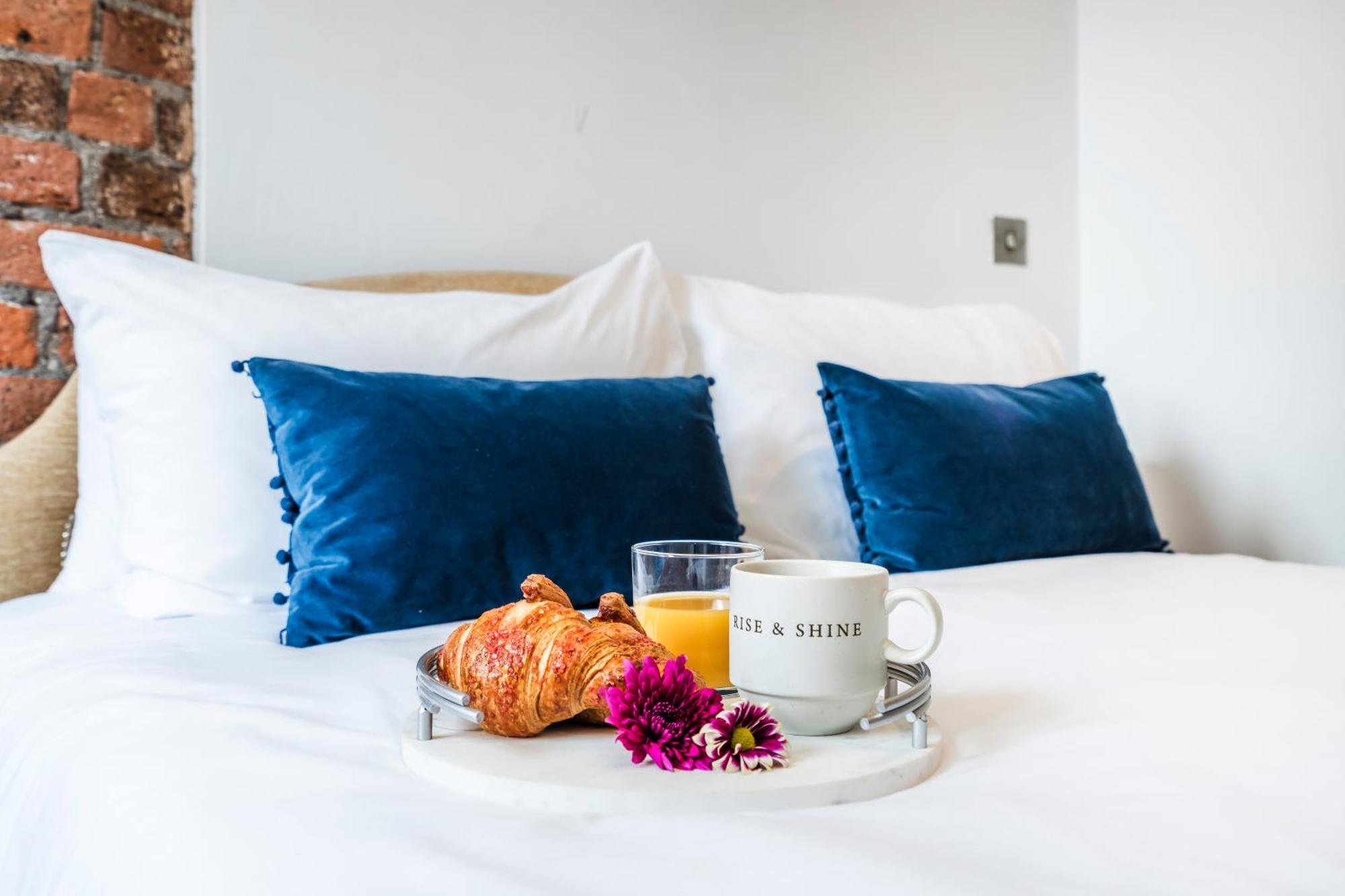 Cavern Quarters, Beautiful Two Bedroom City Centre Apartment By Garudy Serviced Apartments And Short Lets - Perfect For Longer Stays Λίβερπουλ Εξωτερικό φωτογραφία